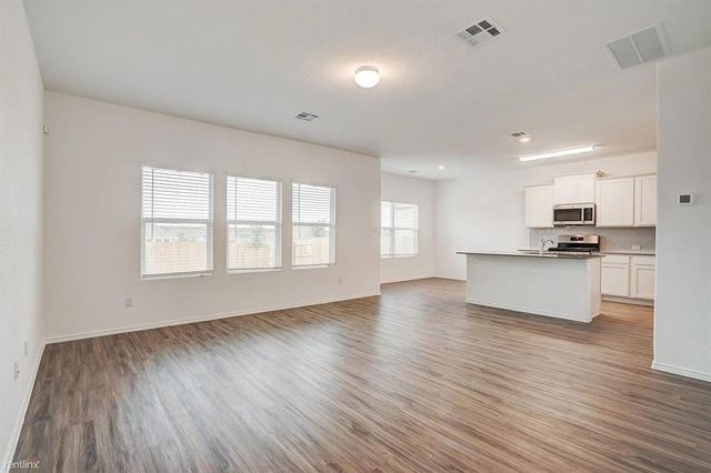 209 Majestic Cedar DR, Liberty Hill, TX 78642