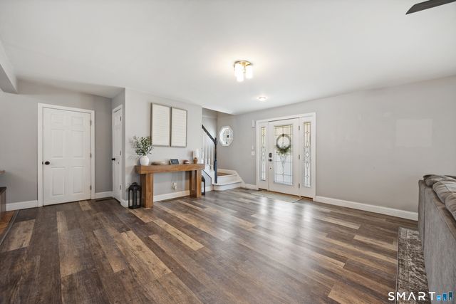 101 Sunset Drive, Derby, CT 06418