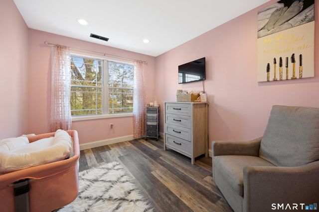 101 Sunset Drive, Derby, CT 06418