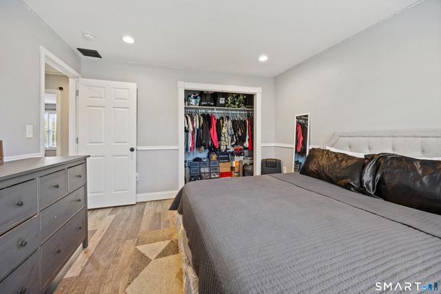 101 Sunset Drive, Derby, CT 06418