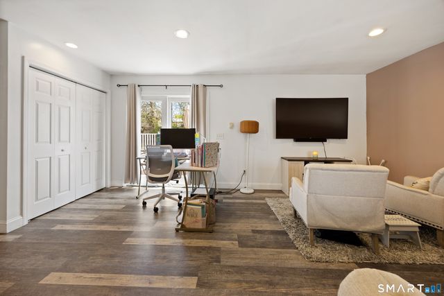 101 Sunset Drive, Derby, CT 06418