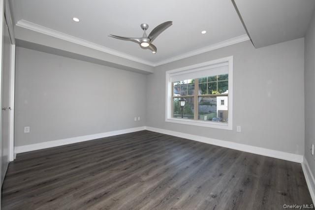 100 Glen Street N2220, Glen Cove, NY 11542