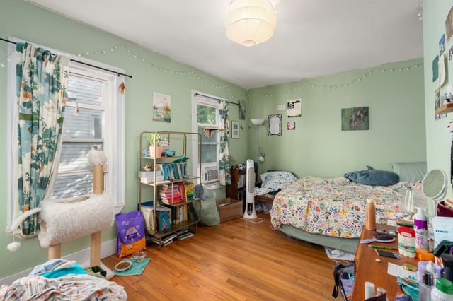 166 Albion St, Somerville, MA 02144