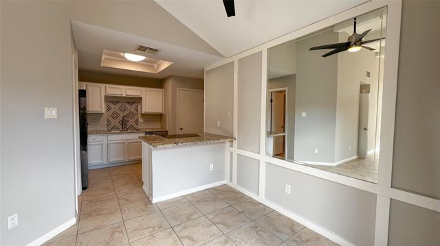 16130 Seahorse Drive, Houston, TX 77062