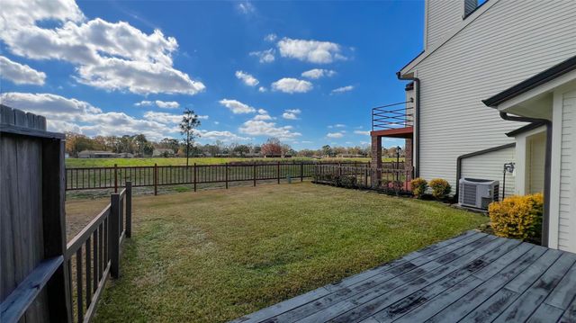 16130 Seahorse Drive, Houston, TX 77062