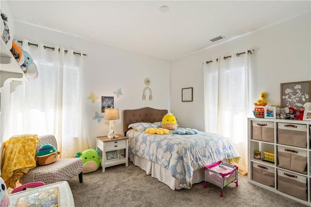 1924 Briton LN, Chesapeake, VA 23322