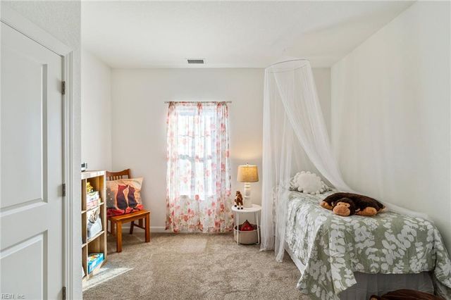 1924 Briton LN, Chesapeake, VA 23322