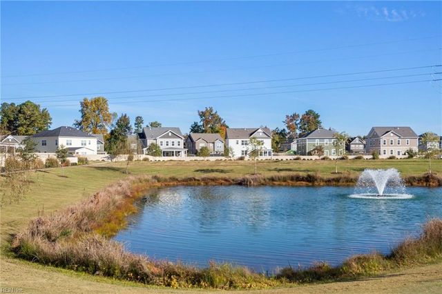 1924 Briton LN, Chesapeake, VA 23322