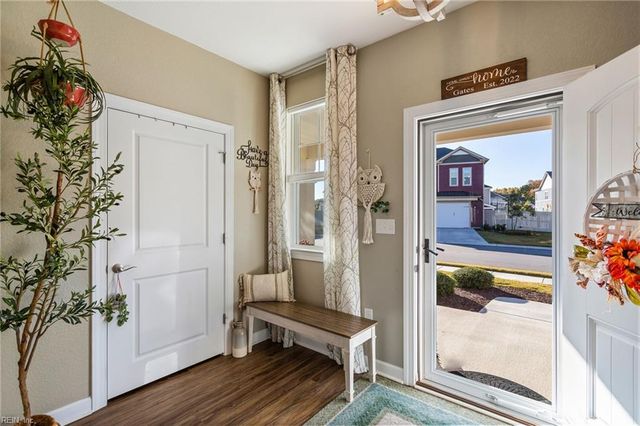 1924 Briton LN, Chesapeake, VA 23322