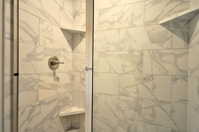 1688 RAINS RD, Clarksville, TN 37042