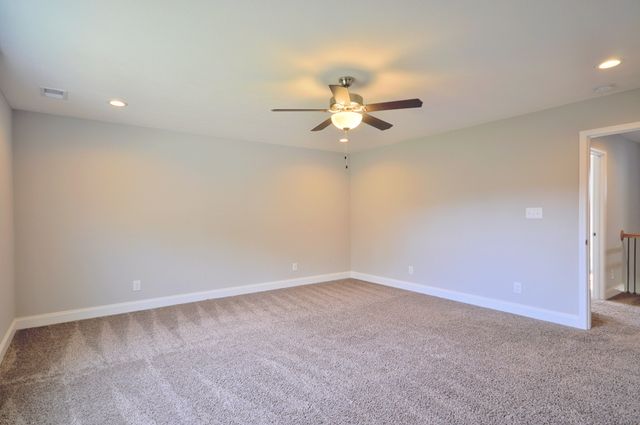 1688 RAINS RD, Clarksville, TN 37042