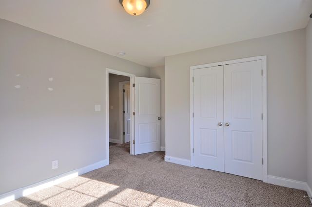 1688 RAINS RD, Clarksville, TN 37042