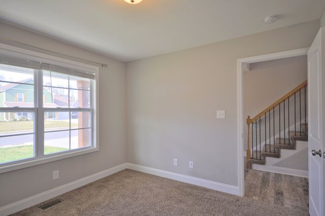 1688 RAINS RD, Clarksville, TN 37042