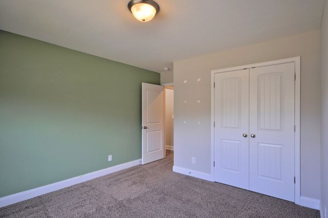 1688 RAINS RD, Clarksville, TN 37042