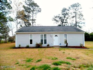 202 Sandy Drive, Jacksonville, NC 28546