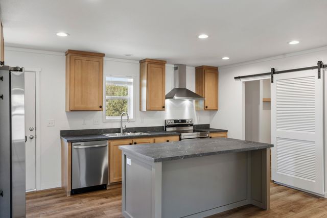 1536 SW Koyoda Street, Madras, OR 97741