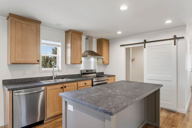 1536 SW Koyoda Street, Madras, OR 97741