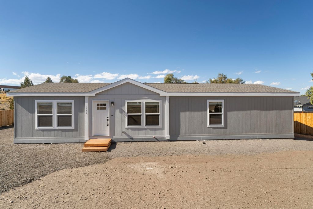 1536 SW Koyoda Street, Madras, OR 97741