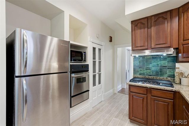 3705 Juniata Street, St Louis, MO 63116