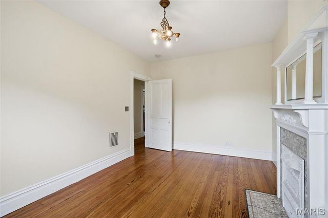 3705 Juniata Street, St Louis, MO 63116