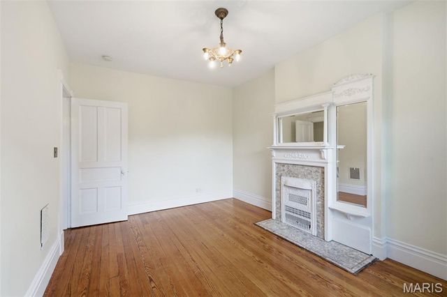 3705 Juniata Street, St Louis, MO 63116