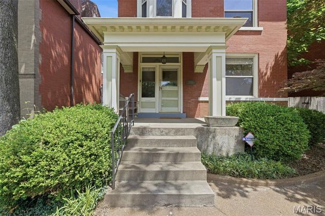 3705 Juniata Street, St Louis, MO 63116
