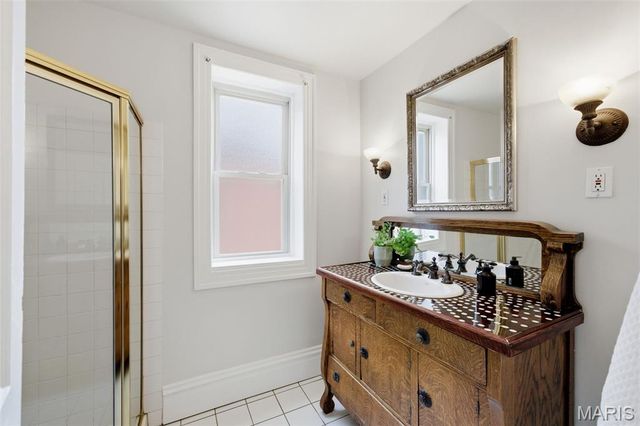 3705 Juniata Street, St Louis, MO 63116