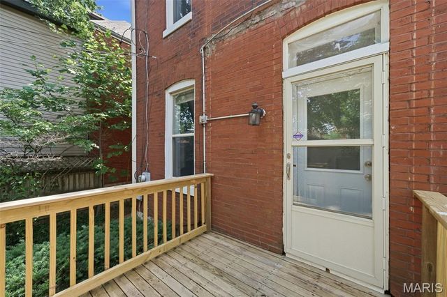 3705 Juniata Street, St Louis, MO 63116