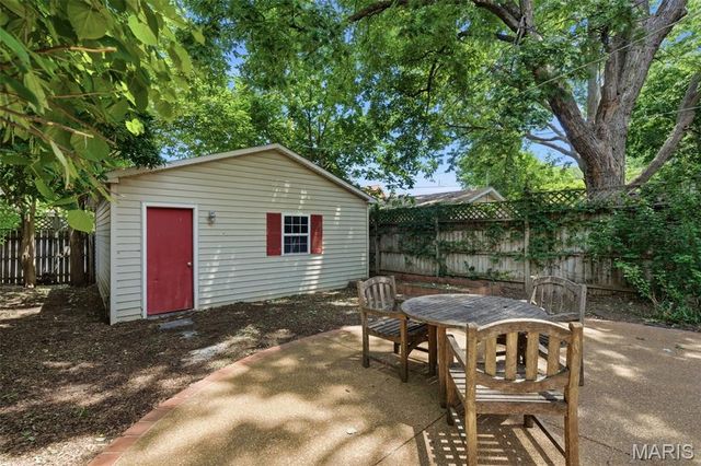 3705 Juniata Street, St Louis, MO 63116
