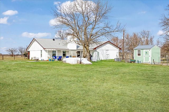 698 Hackberry, Van Alstyne, TX 75495