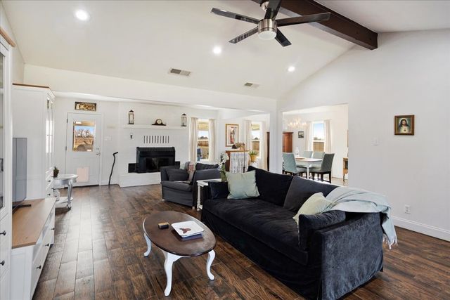 698 Hackberry, Van Alstyne, TX 75495