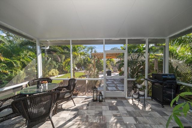 409 MARYLAND AVENUE, Crystal Beach, FL 34681