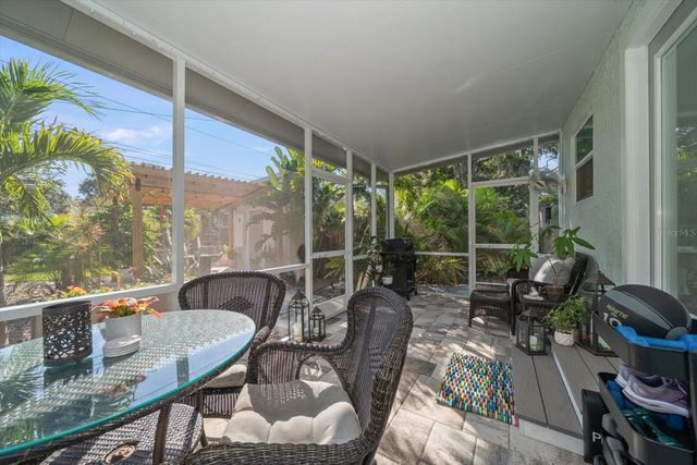 409 MARYLAND AVENUE, Crystal Beach, FL 34681