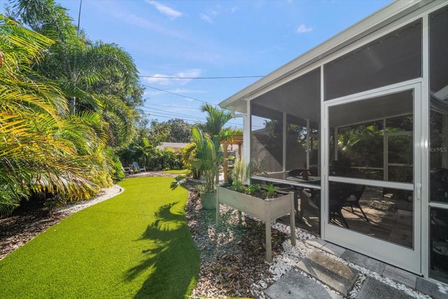 409 MARYLAND AVENUE, Crystal Beach, FL 34681