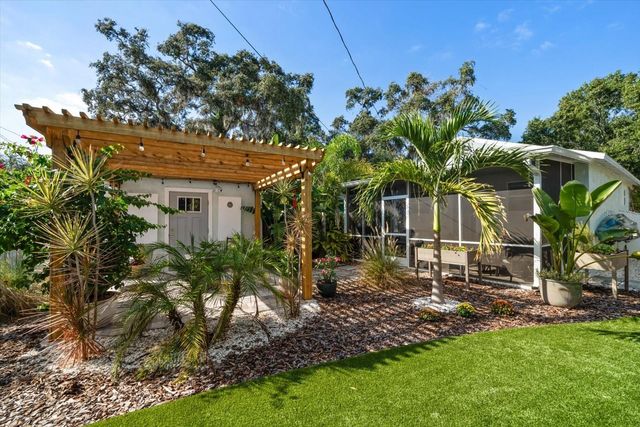 409 MARYLAND AVENUE, Crystal Beach, FL 34681