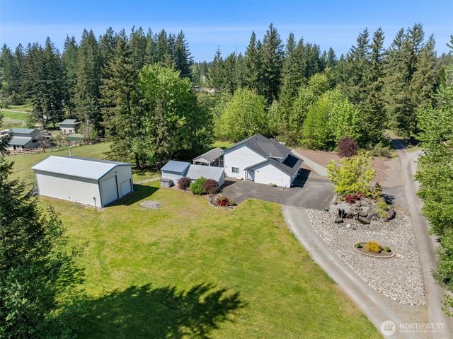 37911 300th Avenue SE, Enumclaw, WA 98022