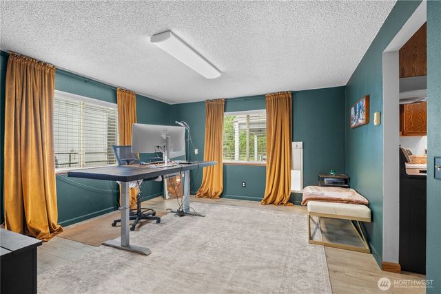 37911 300th Avenue SE, Enumclaw, WA 98022