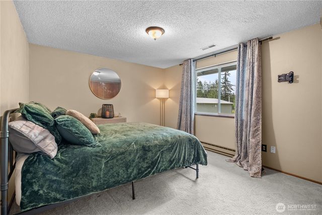 37911 300th Avenue SE, Enumclaw, WA 98022