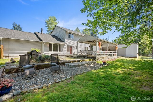 37911 300th Avenue SE, Enumclaw, WA 98022