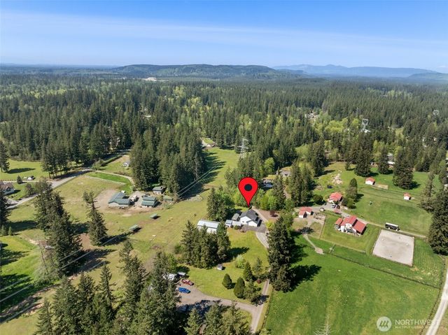 37911 300th Avenue SE, Enumclaw, WA 98022