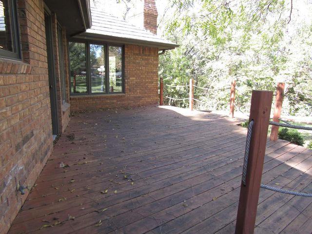 160 S Estates Dr, Salina, KS 67401