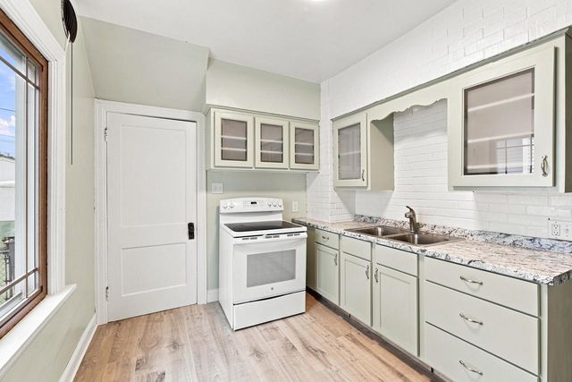 1964 S 81st STREET, West Allis, WI 53219