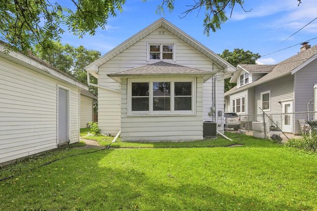 1964 S 81st STREET, West Allis, WI 53219