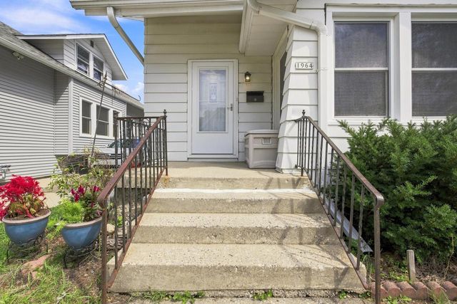 1964 S 81st STREET, West Allis, WI 53219