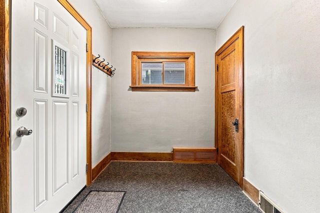 1964 S 81st STREET, West Allis, WI 53219
