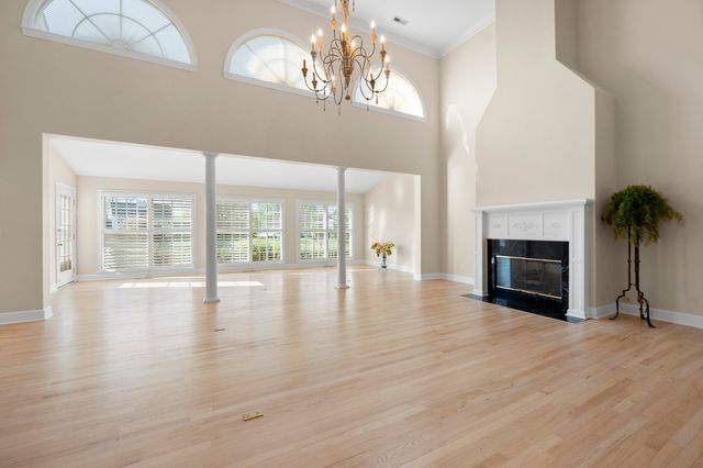 1160 Heritage Landing Drive, Chattanooga, TN 37405