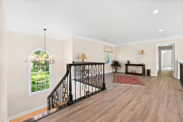 1160 Heritage Landing Drive, Chattanooga, TN 37405