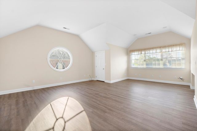 1160 Heritage Landing Drive, Chattanooga, TN 37405
