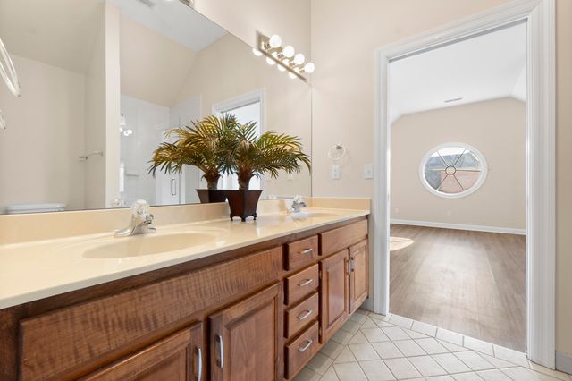 1160 Heritage Landing Drive, Chattanooga, TN 37405
