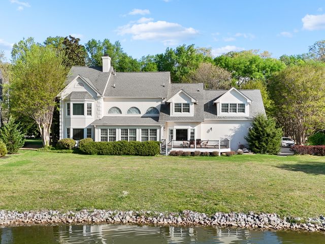 1160 Heritage Landing Drive, Chattanooga, TN 37405